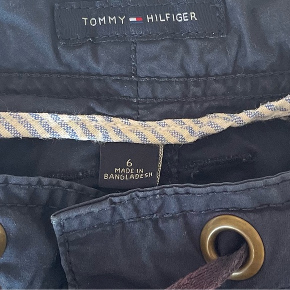 Tommy Hilfiger Shorts - Picture 4 of 9
